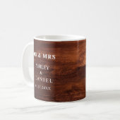 田舎風の木の穀倉の結婚式 コーヒーマグカップ (正面左)
