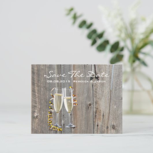 田舎風の納屋の木材シャンパン西部の田舎結婚式 案内ポストカード (スタンド正面)