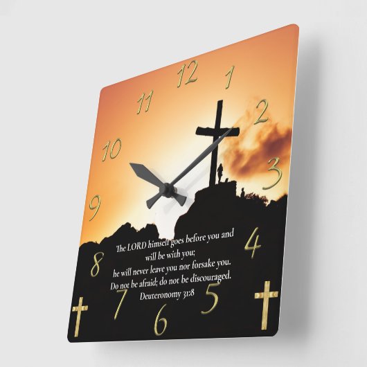 申命記31:8山の十字架 スクエア壁時計 (傾斜)