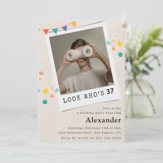 男おもしろいの37歳の誕生日招待状おもしろい写真 招待状 (スタンド正面)