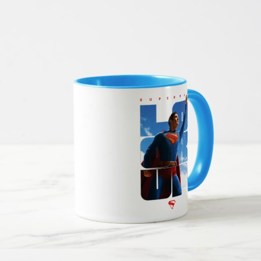 男すごいの見上げポーズ マグカップ (正面右)