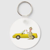男と彼の黄色い車のキーチェーン キーホルダー (正面)