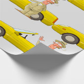 男と彼の黄色い車 ラッピングペーパー