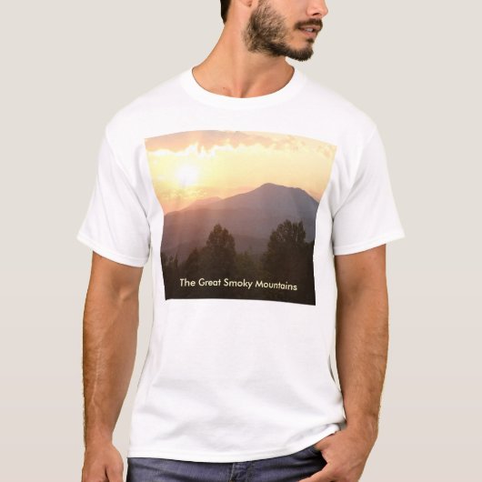 男のシャツ、スモーク素晴らしの山 Tシャツ (正面)