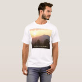 男のシャツ、スモーク素晴らしの山 Tシャツ (正面フル)