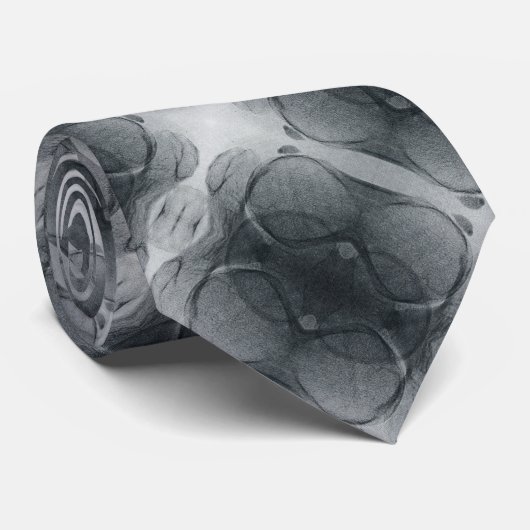 男のタイ肩の外側 ネクタイ (ロール)