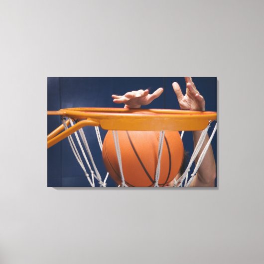 男のダンキングバスケットボール キャンバスプリント (正面)
