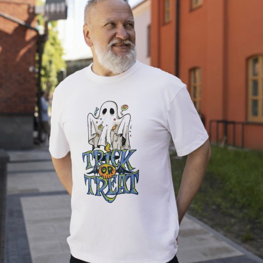 男のハロウィーンTシャツをトリックまたはトリートする Tシャツ