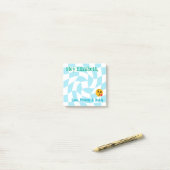 男のパーソナライズされた子ランチボックスノートレトロ市松模様に ポストイット (デスク上)