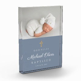 男のモダン子が形見を洗礼 フォトブロック