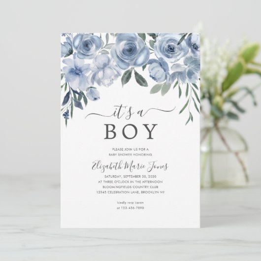 男のモダン子の埃っぽい青いフローラの赤ちゃんシャワー 招待状 (スタンド正面)