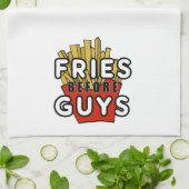 男の前でフライドポテト キッチンタオル (折り畳み)