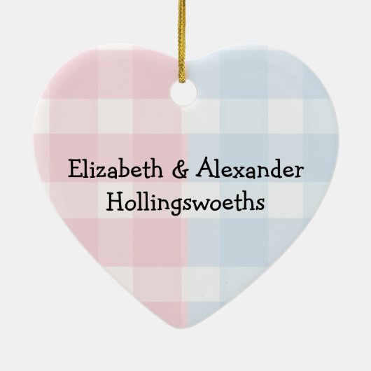 男の子および女の子の双生児の初めてのクリスマスの青いピンク セラミックオーナメント (裏面)