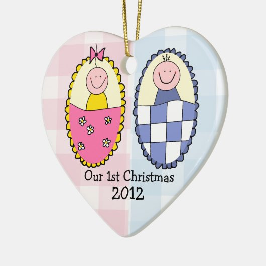 男の子および女の子の双生児の初めてのクリスマスの青いピンク セラミックオーナメント (左)