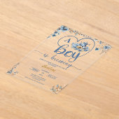 男の子が茶を醸造しているパーティーの赤ちゃんシャワー アクリル招待状 (レイダウン)