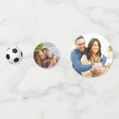 男の子だ！サッカーをテーマにした共同ベビーシャワーの写真 コンフェッティ (裏面)