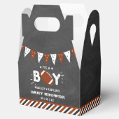 男の子だ!サッカーをテーマにした共同ベビーシャワー フェイバーボックス (オープン)