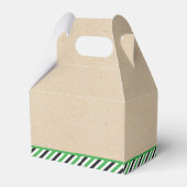 男の子だ!サッカーをテーマにした共同ベビーシャワー フェイバーボックス (裏面サイド)