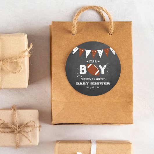 男の子だ！サッカーをテーマにした共同ベビーシャワー ラウンドシール