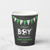 男の子だ！サッカーをテーマにした共同ベビーシャワー 紙コップ (正面)