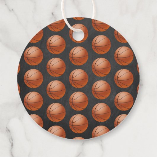 男の子だ！バスケットボールをテーマにした共同ベビーシャワー フェイバータグ (裏面)