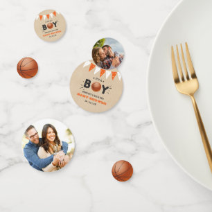 男の子だ！バスケットボールをテーマにした赤ちゃんシャワー写真 コンフェッティ