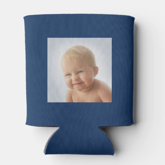 男の子だ – モダンベビー名お洒落と写真 缶クーラー (裏面)