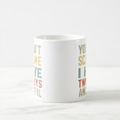 男の子と女の子が二人いる私を怖がらせることはできないおもしろい コーヒーマグカップ (中央)