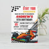 男の子のためのパーソナルレースカー誕生日パーティー 招待状 (スタンド正面)