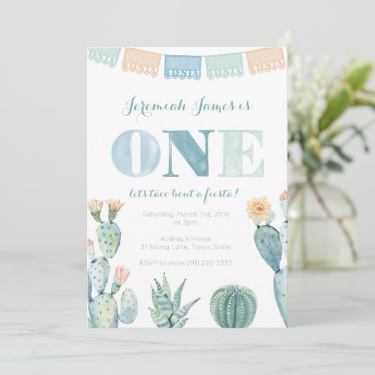 男の子のためのフィエスタの最初の誕生日パーティーのタコ 招待状 (スタンド正面)