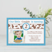 男の子のためのミルクおよびクッキーの誕生日のパーティの招待状 招待状 (スタンド正面)