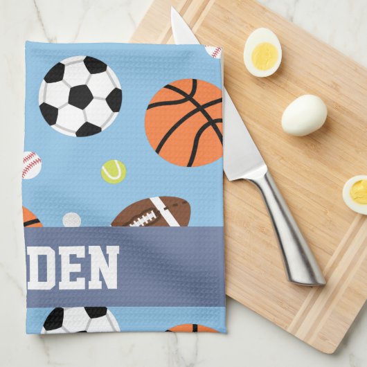 男の子のための球のスポーツがテーマのパターン キッチンタオル (四つ折り)