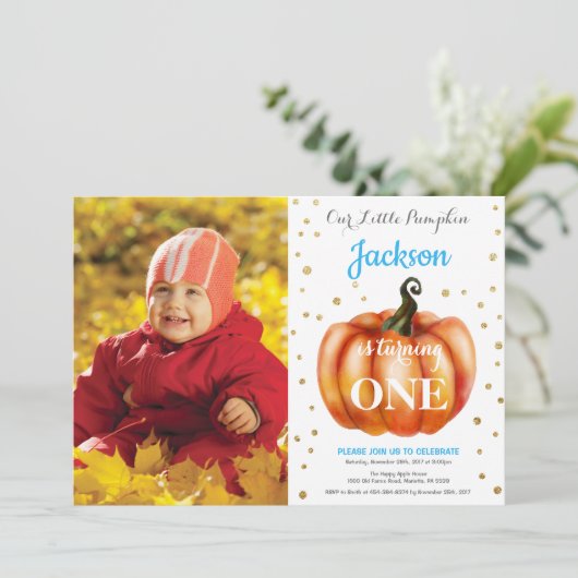 男の子のカボチャ秋の誕生日の招待状の金ゴールド 招待状 (スタンド正面)