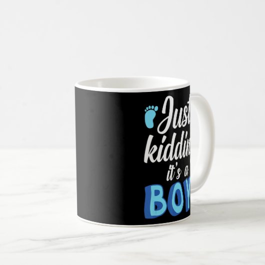 男の子のジェンダーを明かす男の子をからかうだけでパーティーの増加 コーヒーマグカップ (正面右)