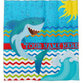 男の子のパーソナライズな一流の鮫のBathのシャワー・カーテン シャワーカーテン (正面)