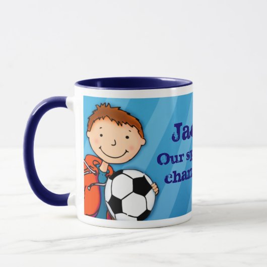 男の子のフットボールのサッカーのチャンピオンのマグの青 マグカップ (左)