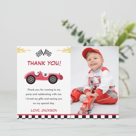 男の子のレーシングカーバースデーパーティー感謝カード 招待状 (スタンド正面)