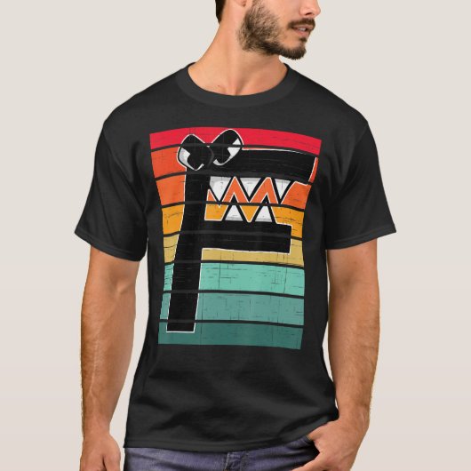 男の子のヴィルのためのレトロサンセットコスチュームのアルファベットロア Tシャツ (正面)