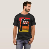 男の子のヴィルのためのレトロサンセットコスチュームのアルファベットロア Tシャツ (正面フル)