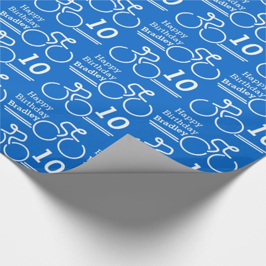 男の子の一流の年齢のサイクリストの青の第10誕生日の覆い ラッピングペーパー (角)