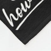 男の子の上を移動するスキーの女の子があなたを見せる フリースブランケット (角)