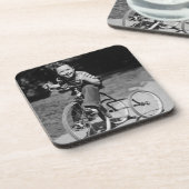 男の子の乗馬の三輪車 コースター (左側)