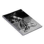 男の子の乗馬の三輪車 ノートブック (右側)