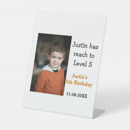 男の子の写真の名前の日付で5歳の誕生日ゲモダンーム 台座サイン