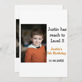 男の子の写真の名前の日付で5歳の誕生日ゲモダンーム 招待状 (正面/裏面)