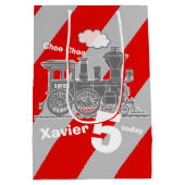 男の子の名前の年齢トレインのロコグレー5歳の誕生日 ミディアムペーパーバッグ (裏面)