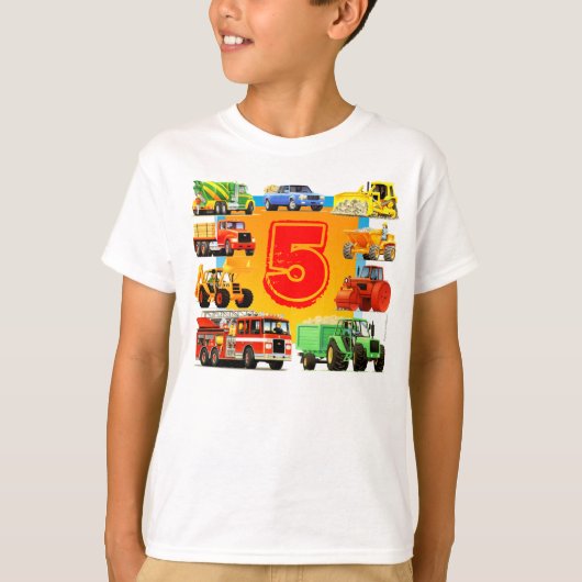 男の子の大きい建築のトラックの第5誕生日 Tシャツ (正面)