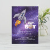 男の子の宇宙ロケットの赤ちゃんシャワーの招待状だ 招待状 (スタンド正面)