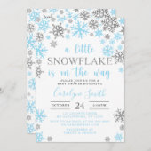 男の子の小さな雪の結晶が途中の赤ちゃんシャワー私 招待状 (正面/裏面)