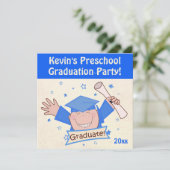 男の子の就学前の幼稚園の卒業生のパーティの招待状 招待状 (スタンド正面)